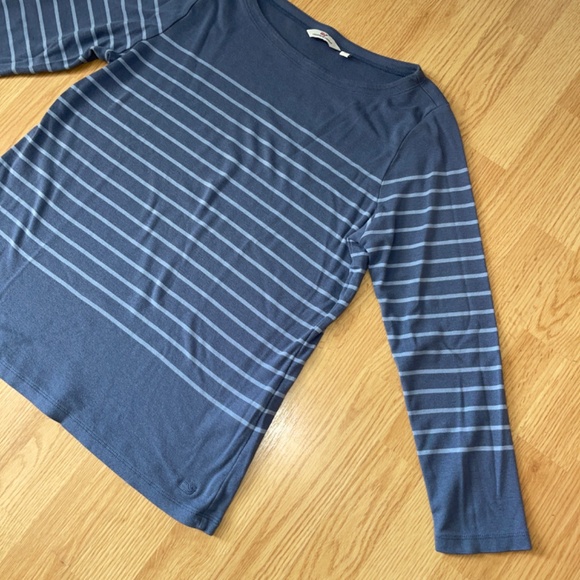 Women’s Vineyard Vines Long Sleeve Blue Striped Pima Cotton Blend Top Size XL - Picture 2 of 6